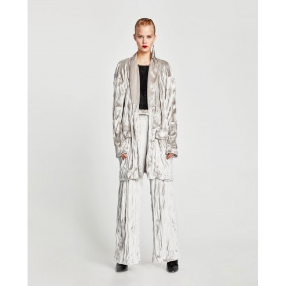 Zara Oversized Velvet Blazer - Picture 3 of 6